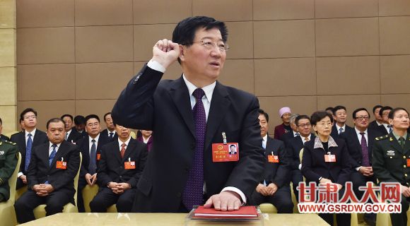 1��13�����磬�µ�ѡ��ʡ�˴�ί�ḱ�����������������